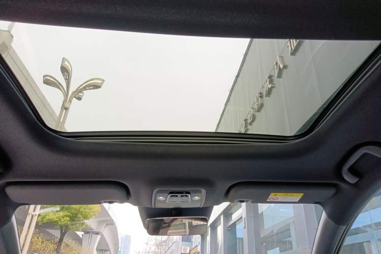 Used BYD Seal 06 New Energy 2025 DM-i Smart Drive 120KM Deluxe Model Headliner