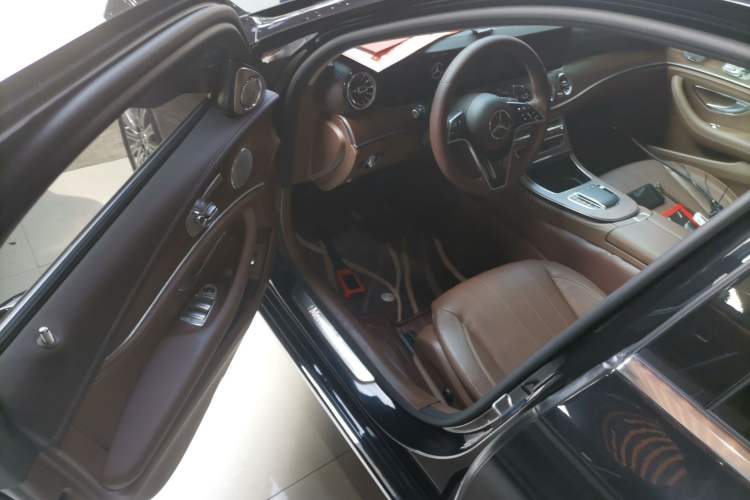 Used Mercedes-Benz E-Class 2023 Updated E 300 L Luxury Edition Driver Seat