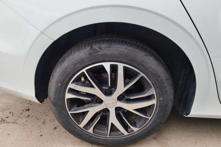 Used Geely Auto Emgrand 2023 4th Generation Champion Edition 1.5L CVT Luxury Model Exterior 5