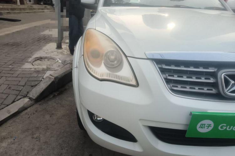 Used JMC Yusheng S350 2011 2.4T Two-Wheel-Drive Luxury 5-Seater
