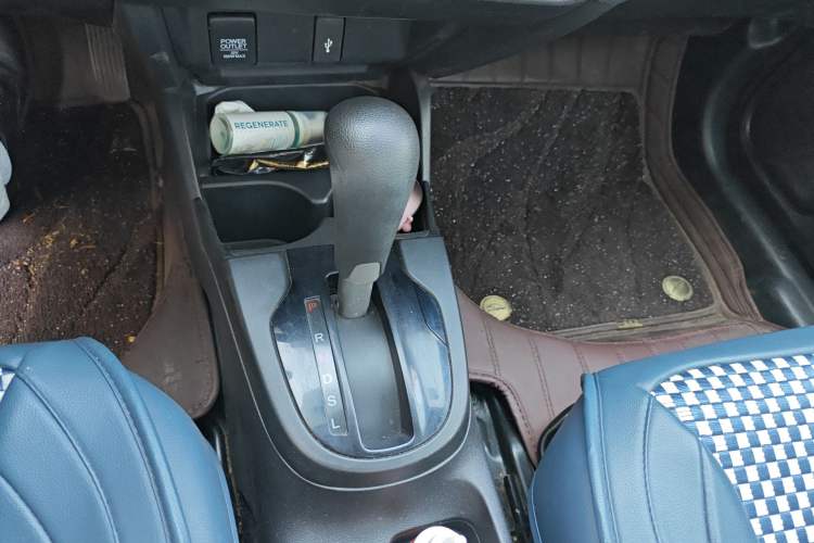 Used Honda Fit 2016 1.5L LX CVT Comfort Model Gear Lever