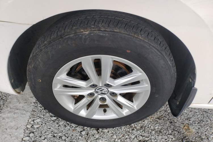 Used Volkswagen Jetta 2015 Value Edition 1.6L Automatic Fashion Version