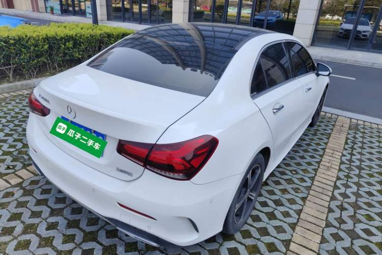 Used Mercedes-Benz A-Class 2022 Second Facelift A 200 L Sport Sedan Fashion Version
