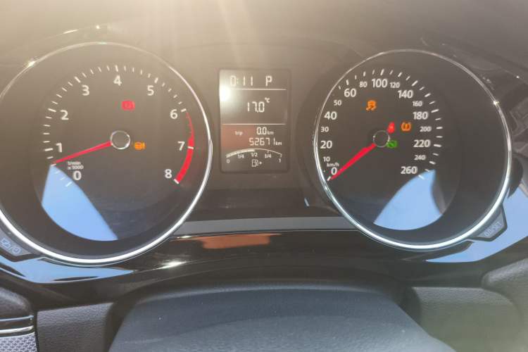 Used Volkswagen Sagitar 2015 1.6L Automatic Comfort Model Instrument Cluster