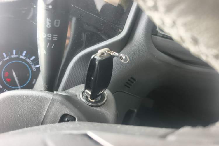 Used Chery Tiggo 3 2016 1.6L Manual ZhiShang Edition
