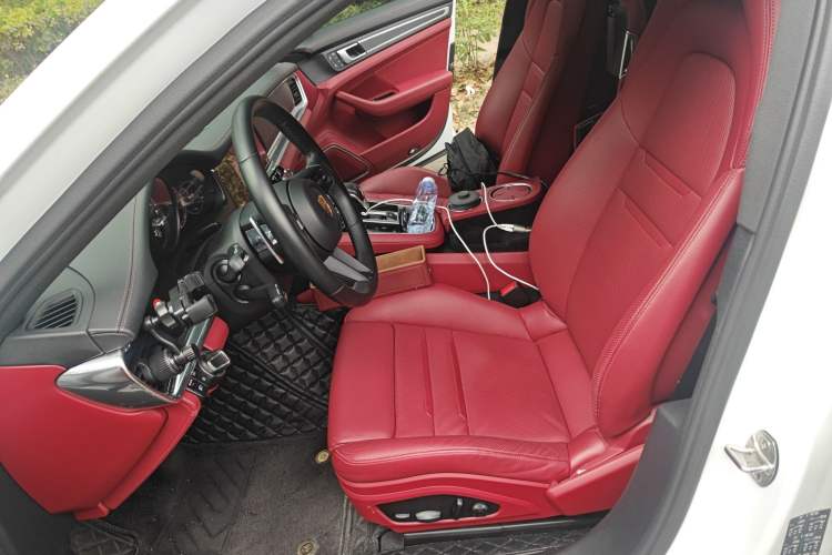 Used Porsche Panamera 2022 Panamera 2.9T Platinum Edition
