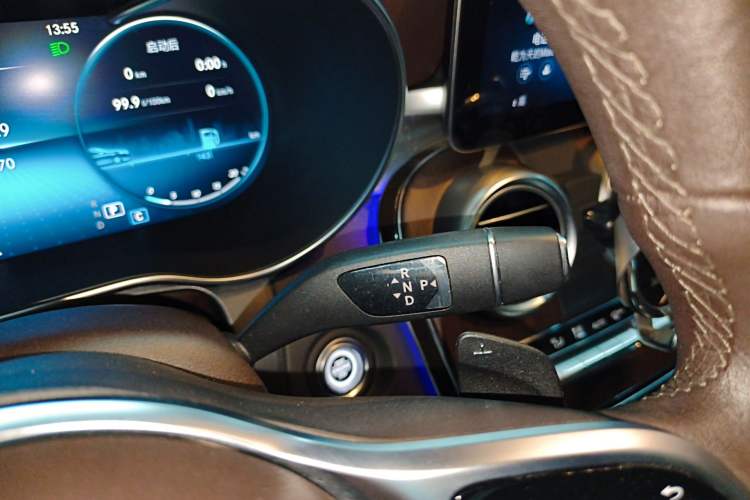 Used Mercedes-Benz GLC 2021 GLC 300 L 4MATIC Dynamic Model Gear Lever