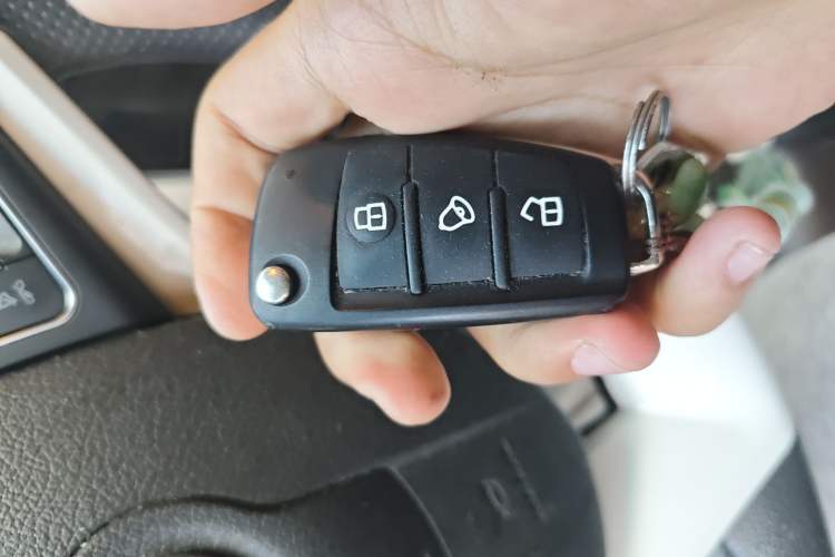 Used JAC iEV 2015 iEV5
