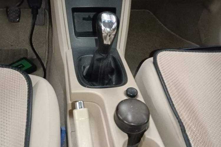 Used Roewe 350 2014 1.5L Manual Xunchi Edition
