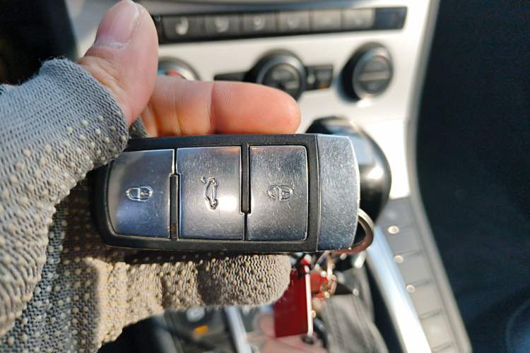 Used Volkswagen Magotan 2013 2.0 TSI Prestige Model
