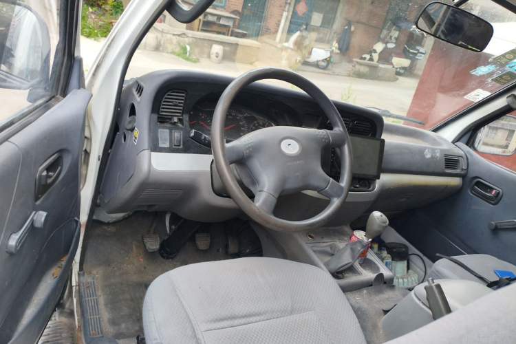 Used Jinbei Hiace 