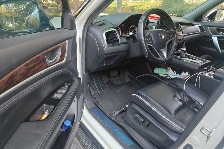 Used Honda UR-V 2017 240TURBO Two-Wheel Drive Luxury Edition China VI
