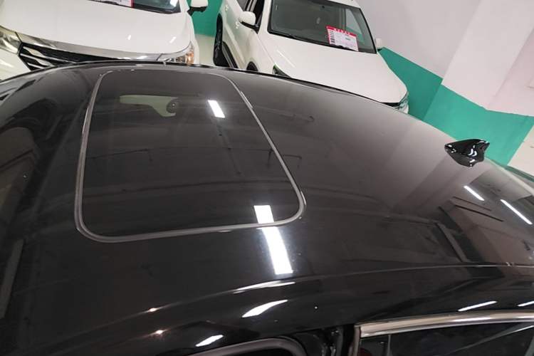 Used Honda Accord 2018 260TURBO Luxury Edition China VI Roof