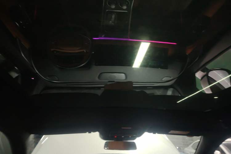 Used XPeng G9 2025 625 Long-Range Max Headliner