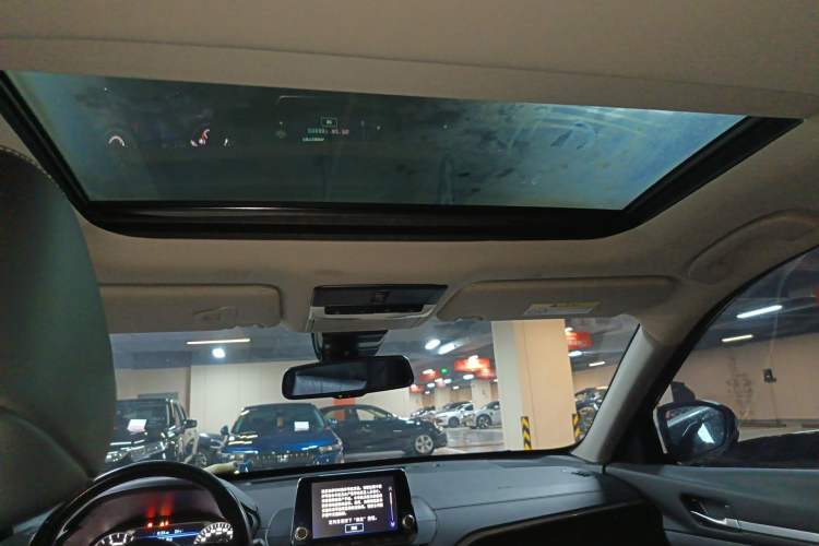 Used Nissan Teana 2019 2.0T XL Upper Smart Enjoyment Version Headliner