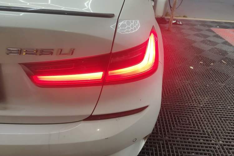 Used BMW 3 Series 2020 Facelifted 325Li M Sport Night Edition Package Right Rear Taillight