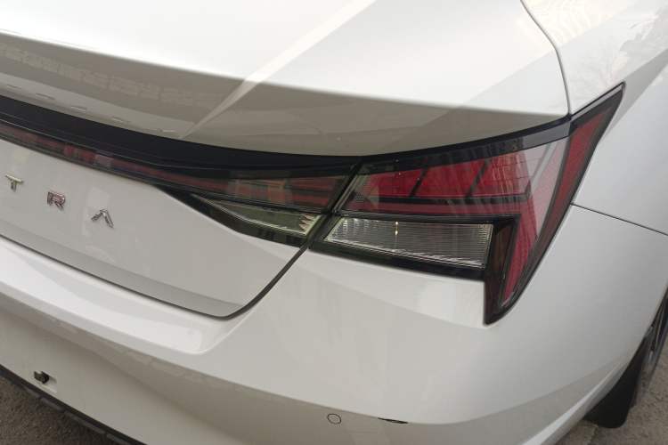 Used Hyundai Elantra 2022 1.5L CVT LUX Prestige Edition