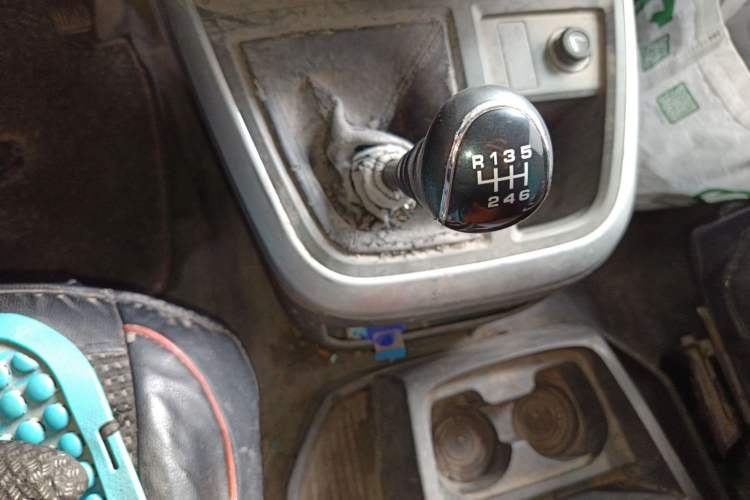 Used Jinbei Hiace King 2021 2.0L City Transport King Series Express Model Standard Top 6-Seater 1TZS Gear Lever