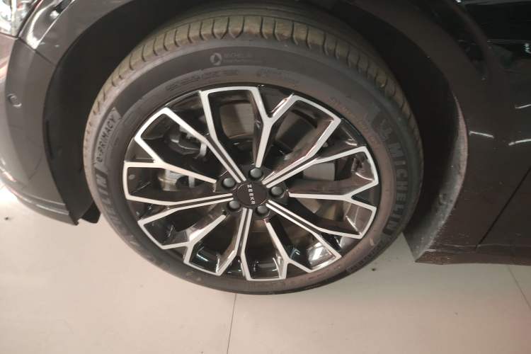 Used Zeekr 007GT 2025 Rear-Drive Intelligent Driving Version 75 kWh
