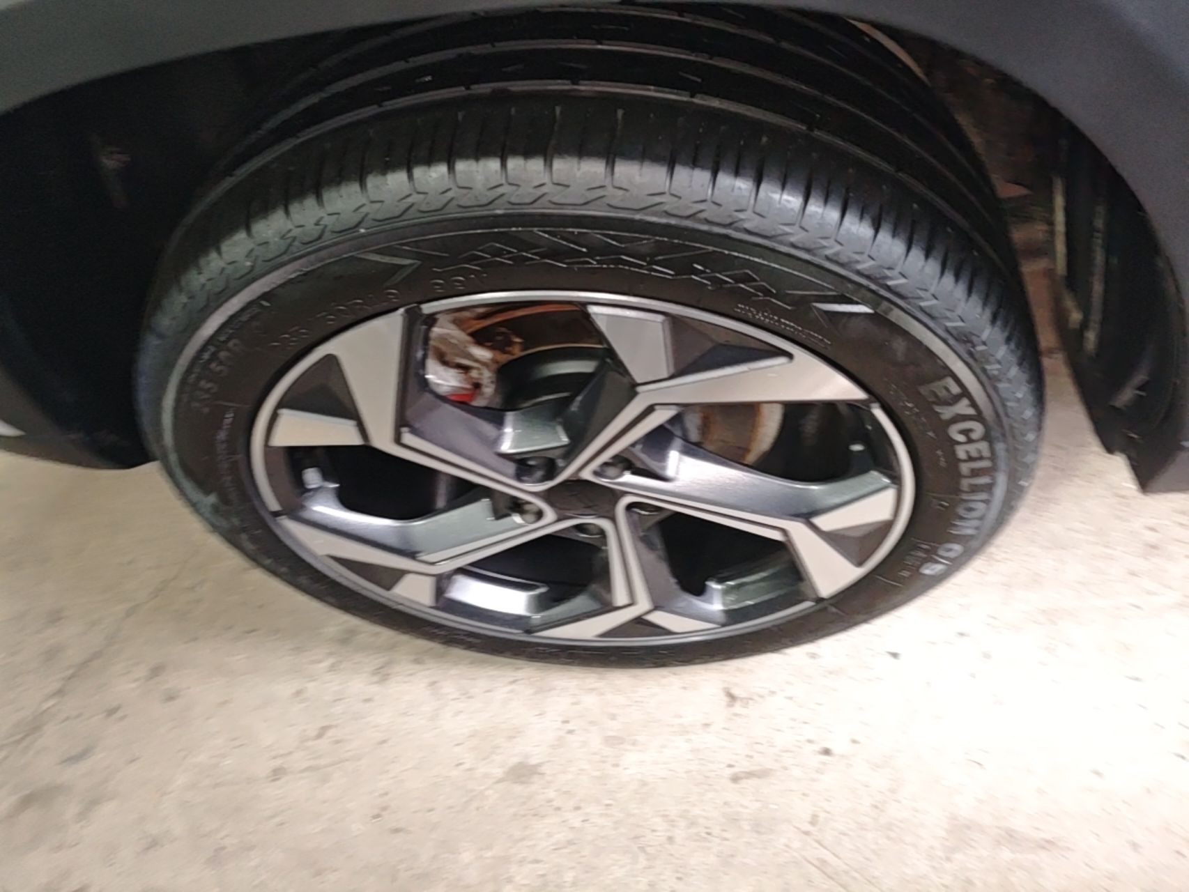Geely Auto FX11 2023 1.5TD DCT Prestige Edition — снимка 11