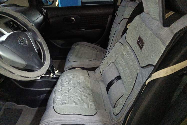 Used Nissan Livina 2013 JINRUI 1.6XV CVT Luxury Edition Left Front Seat