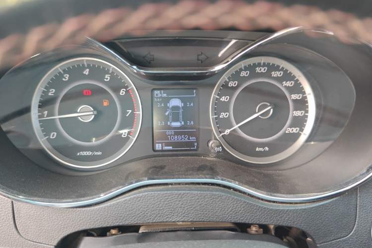 Used Baojun 560 2016 1.8L Manual Luxury Edition