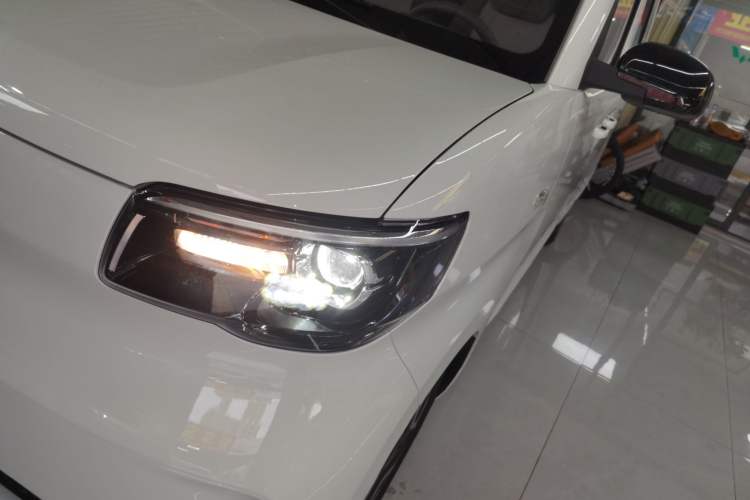Used Wuling Zhiguang New Energy 2025 Model 305km Ambitious Edition