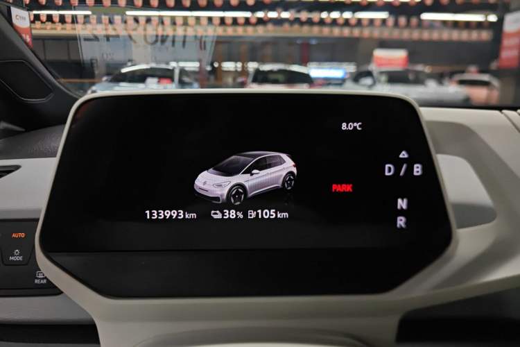 Used Volkswagen ID.3 2025 Smart Model Outstanding Oxygen Edition