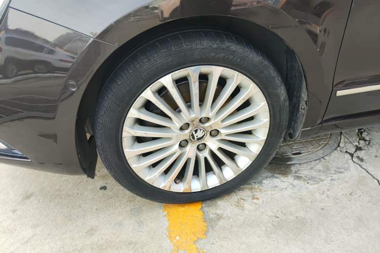 Used Skoda Superb 2013 1.8TSI Automatic Yashi Edition