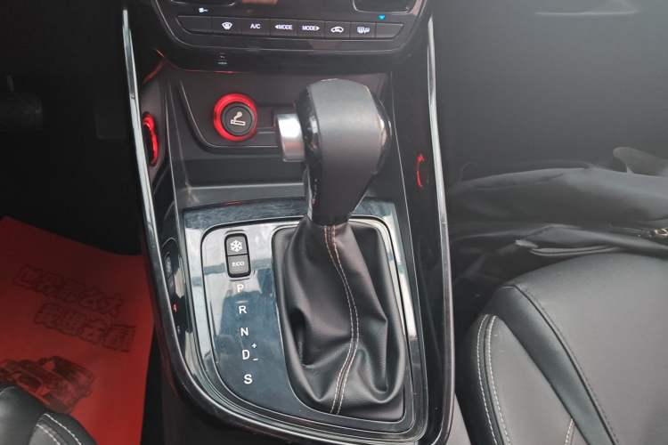 Used Baojun 530 2019 1.5T CVT Luxury Model 7 Seats China V Emission Standard
