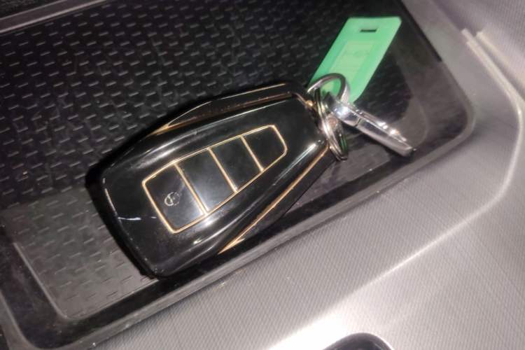 Used Geely Auto Preface 2023 2.0TD Prestige Version Vehicle Key