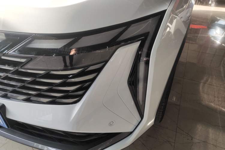 Used Geely Auto FX11 2024 1.5TD DCT Prestige Edition
