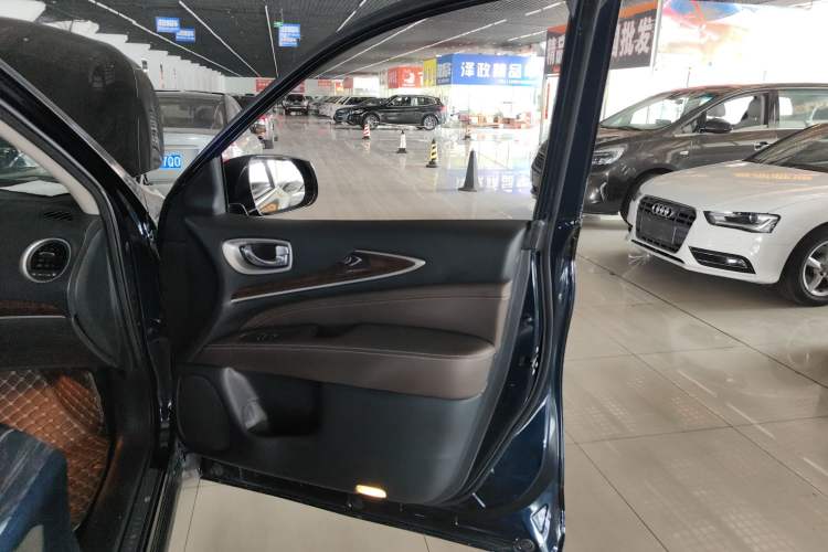 Used Infiniti QX60 2020 2.5 S/C Hybrid Two-Wheel-Drive Excellence Edition