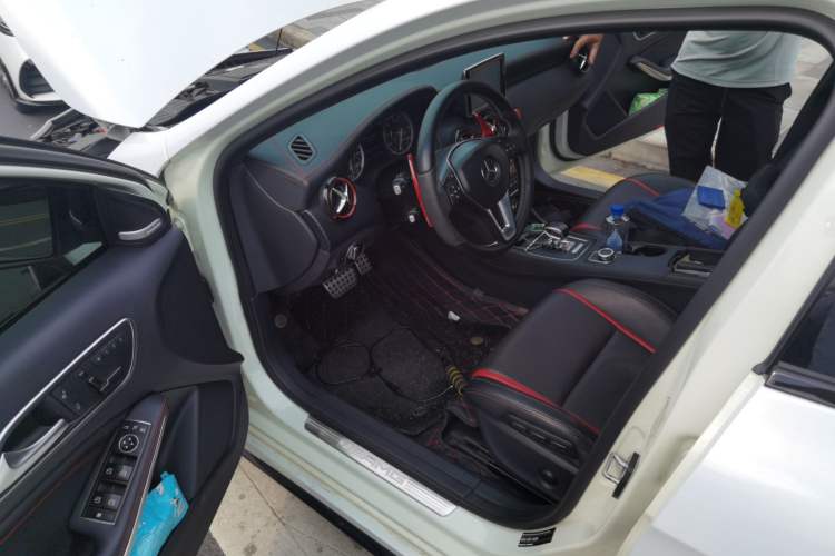 Used Mercedes-Benz A AMG 2014 AMG A 45 4MATIC Driver Seat