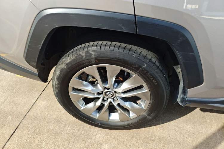 Used Toyota Wildlander 2023 2.0L CVT Two-Wheel Drive Leading Edition