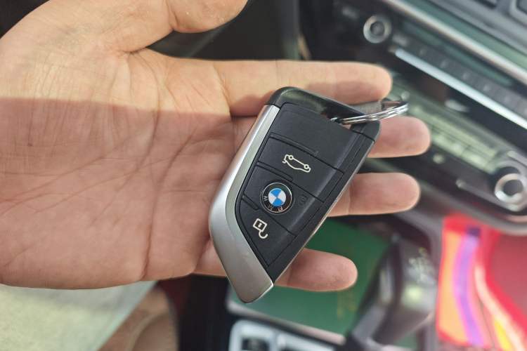 Used BMW 1 Series 2018 Facelifted 118i Sport Edition Vehicle Key