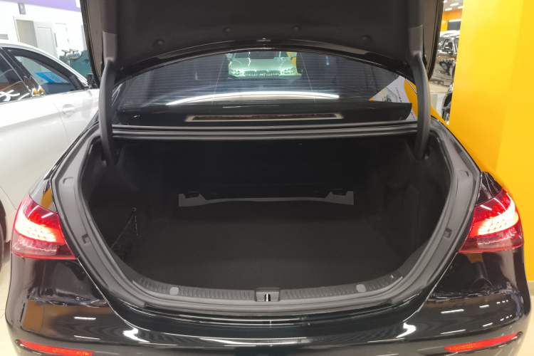 Used Mercedes-Benz E-Class 2023 E 300 L Luxury Model