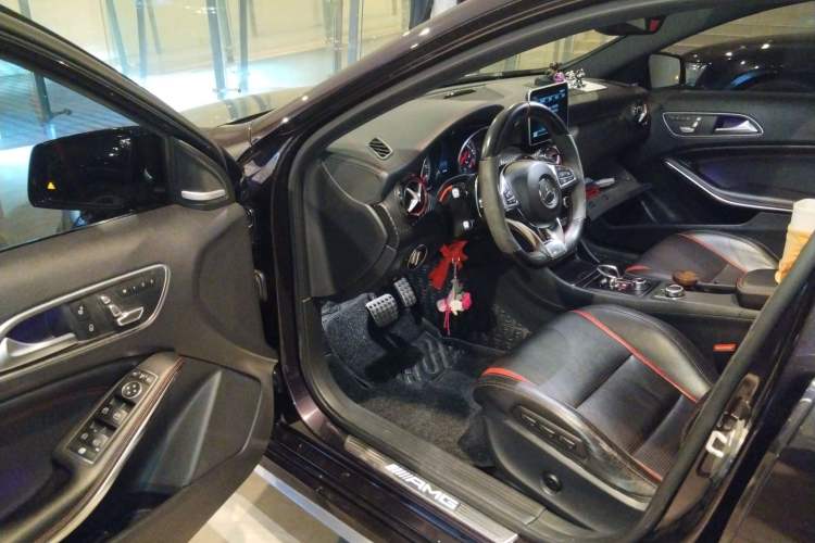 Used Mercedes-Benz A AMG 2016 AMG A 45 4MATIC Driver Seat