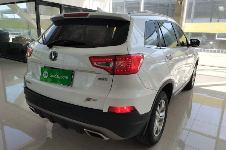 Used CHANGAN CS75 2017 Shangkui Edition 1.8T Automatic All-Wheel-Drive Elite Model
