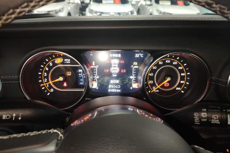 Used Jeep Wrangler 2019 2.0T Sahara Four-Door Version China VI Emission Standard