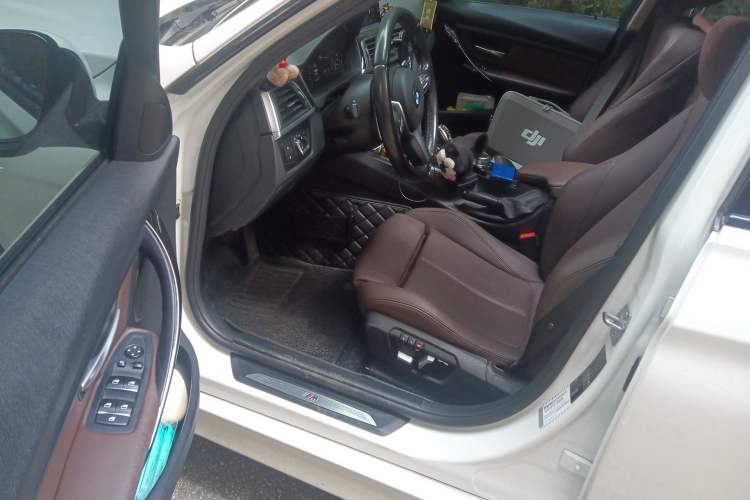 Used BMW 3 Series 2018 320Li Leading Model M Sport Package