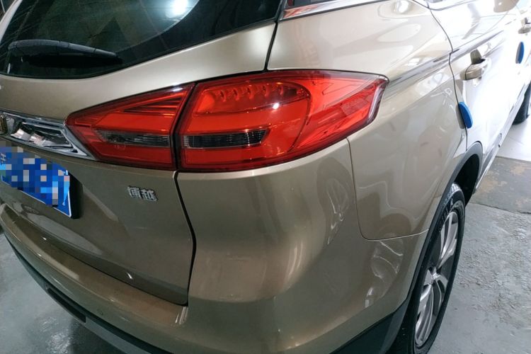 Used Geely Auto Emgrand X7 Sport 2016 1.8TD Automatic Smart Connectivity Version Right Rear Taillight