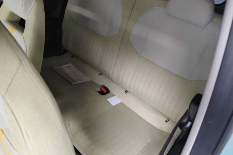 Used Geely Galaxy Panda 2023 Panda Mini 200km Endurance Bear