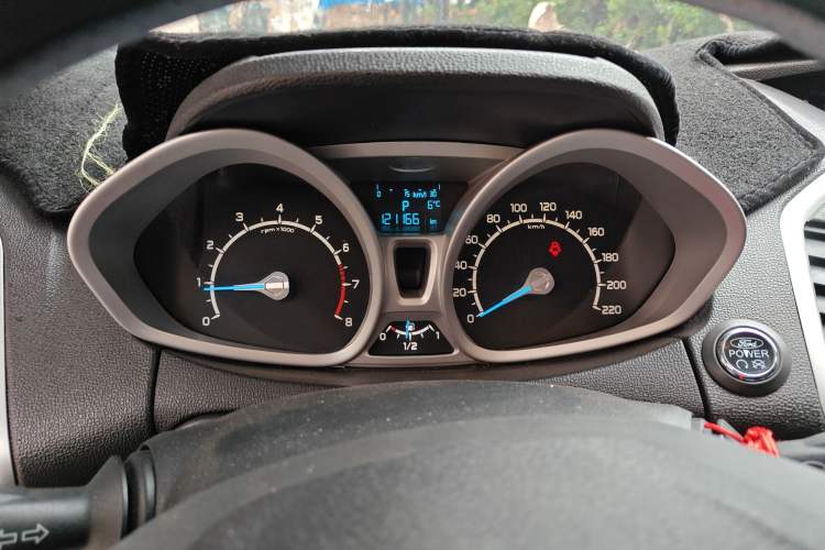 Used Ford EcoSport 2013 1.5L Automatic Prestige Model
