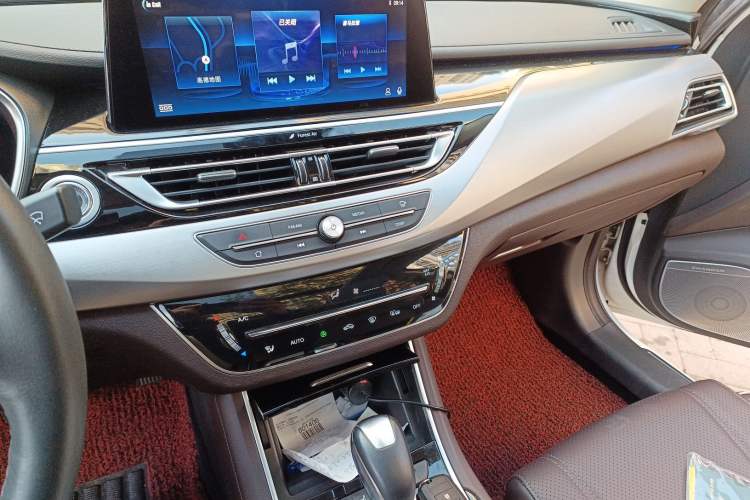 Used Changan Raeton CC 2018 1.5T Automatic Zunya Model China V Standard