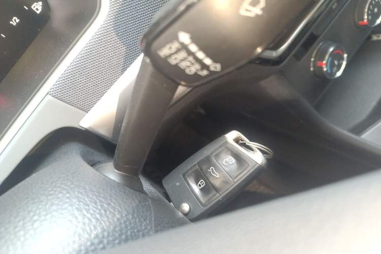 Used Volkswagen Lavida 2023 1.5L Automatic De Yi Edition Vehicle Key