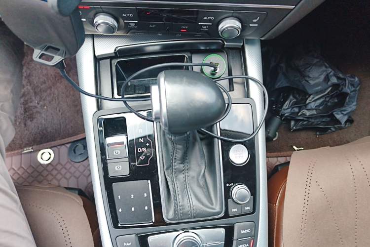 Used Audi A6L 2014 TFSI Comfort Model Gear Lever