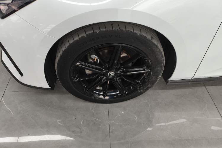 Used CHANGAN UNI-V 2023 1.5T Premium Model