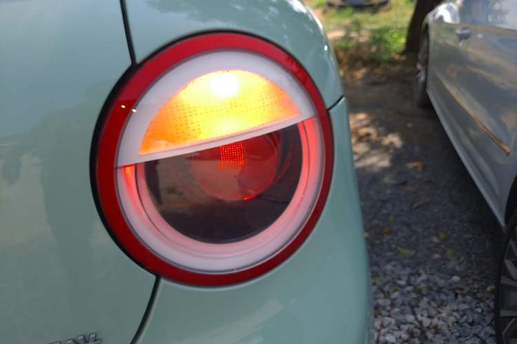 Used CHANGAN Lumin 2022 210km Sweet Edition Exterior 6