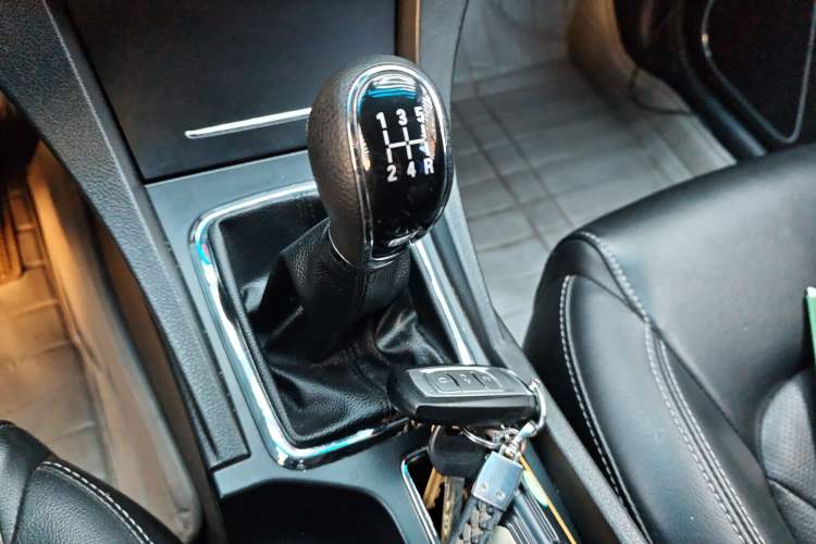 Used Geely Auto Emgrand 2016 Sedan 1.5L Manual Upward Edition